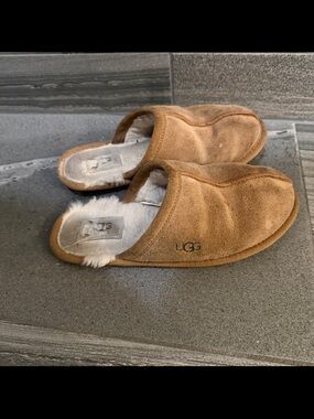 UGG Scuff Chestnut Suede Shearling Slippers shoes